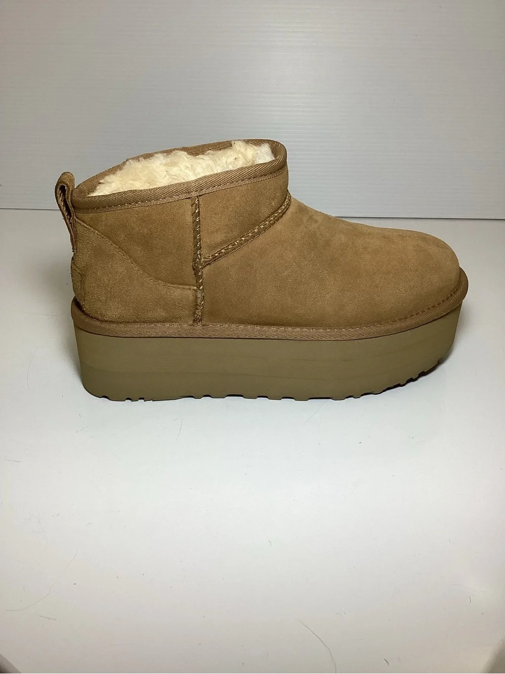 UGG Kids Chestnut Platform Suede Ankle Boot